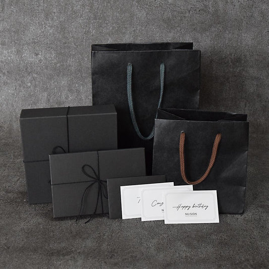 【NO SIGNの革小物】大切な人へ贈るクリスマスプレゼントに最適な理由