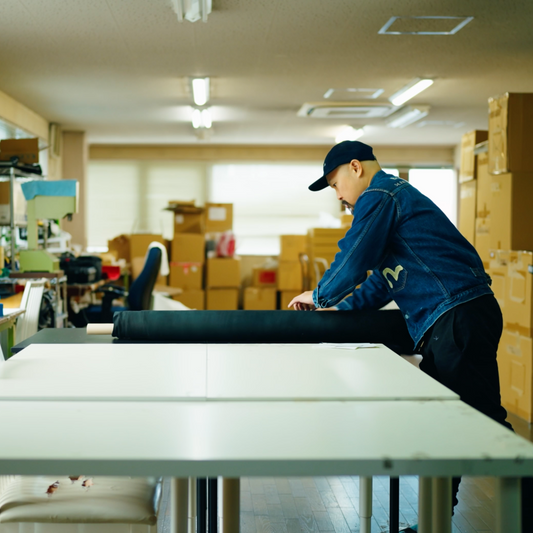 和牛レザーはサステナブル？環境にやさしい理由と本質を解説【日本製革小物】