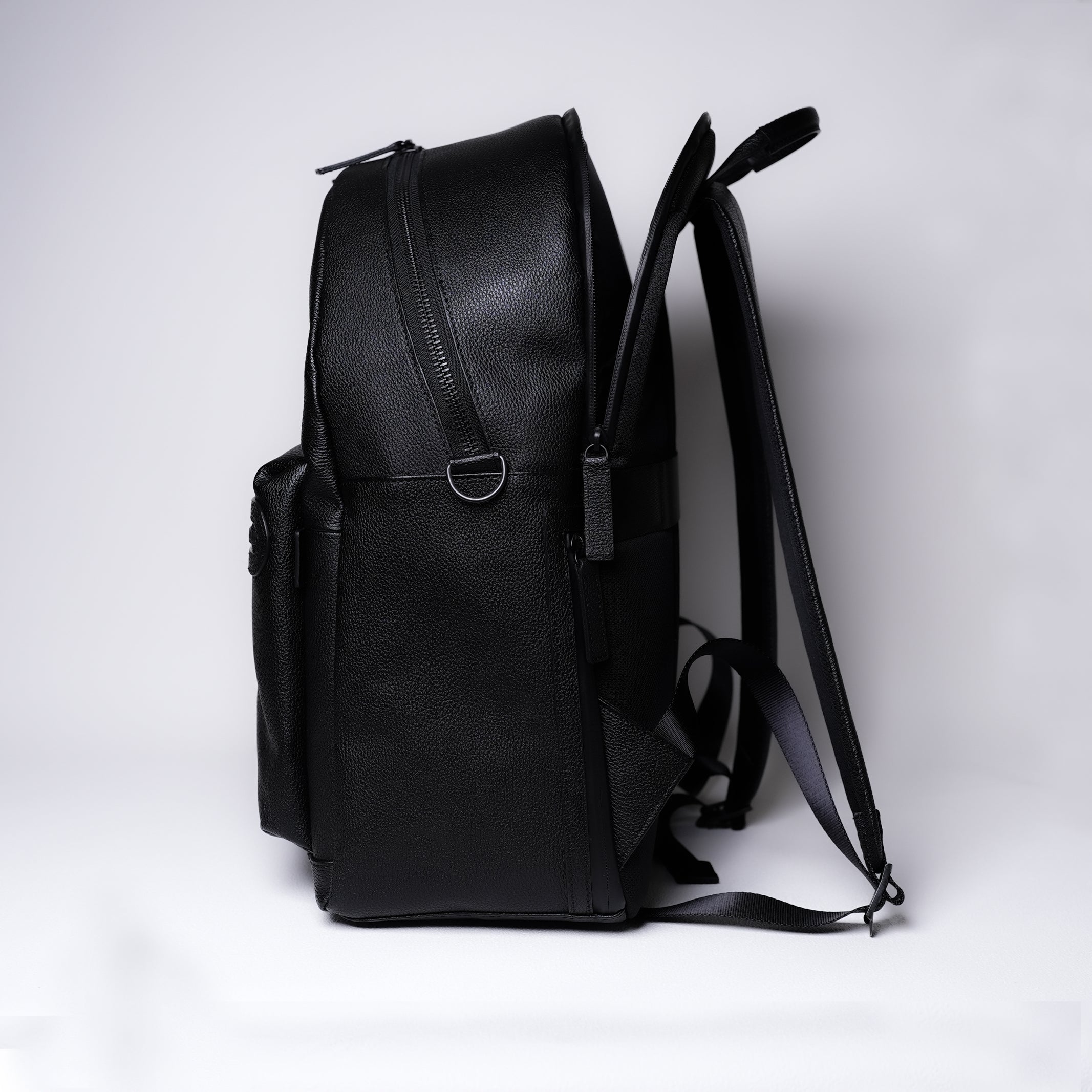 レザー バックパック NSE25-004BK – NO SIGN