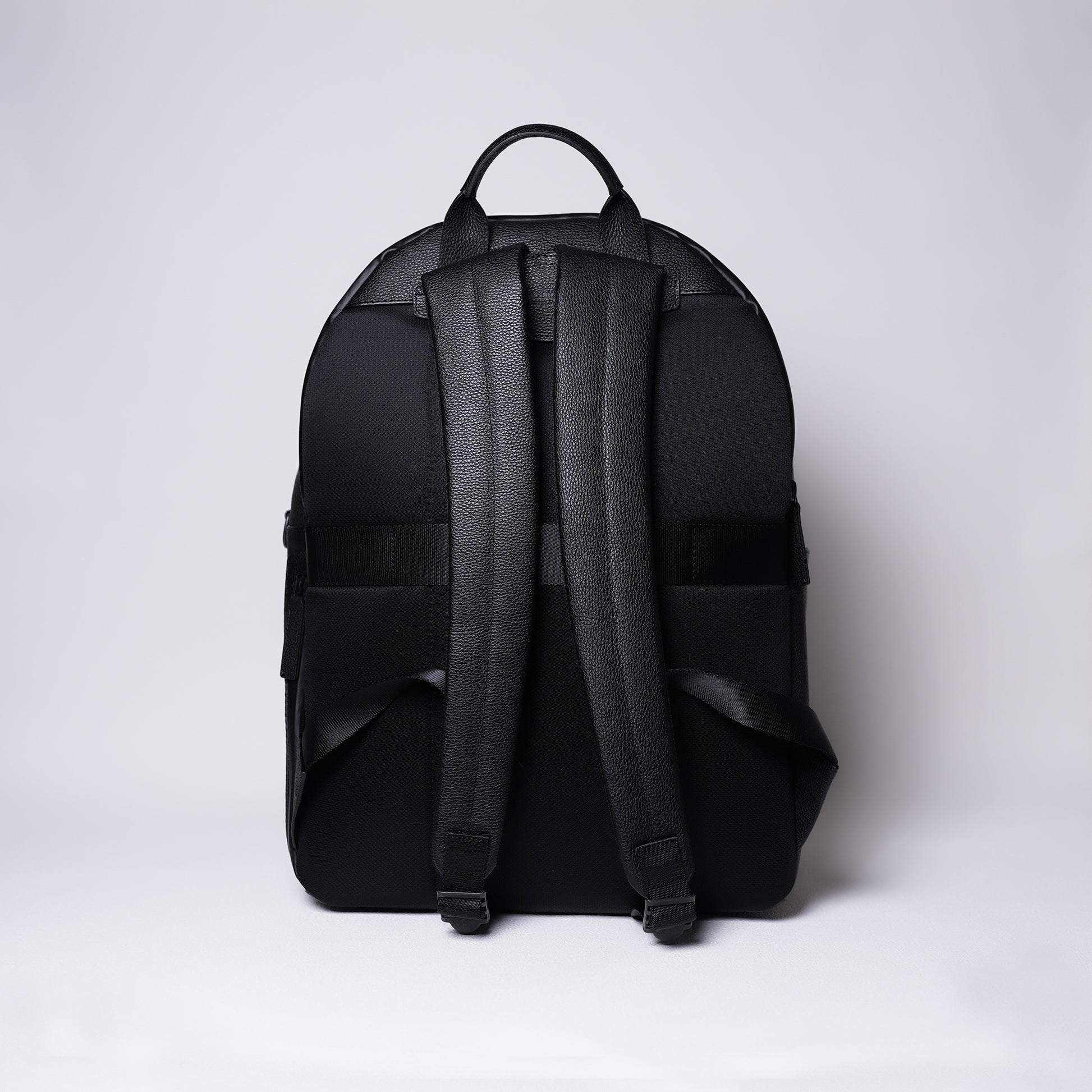 バックパック　NSE25-004BK NO SIGN