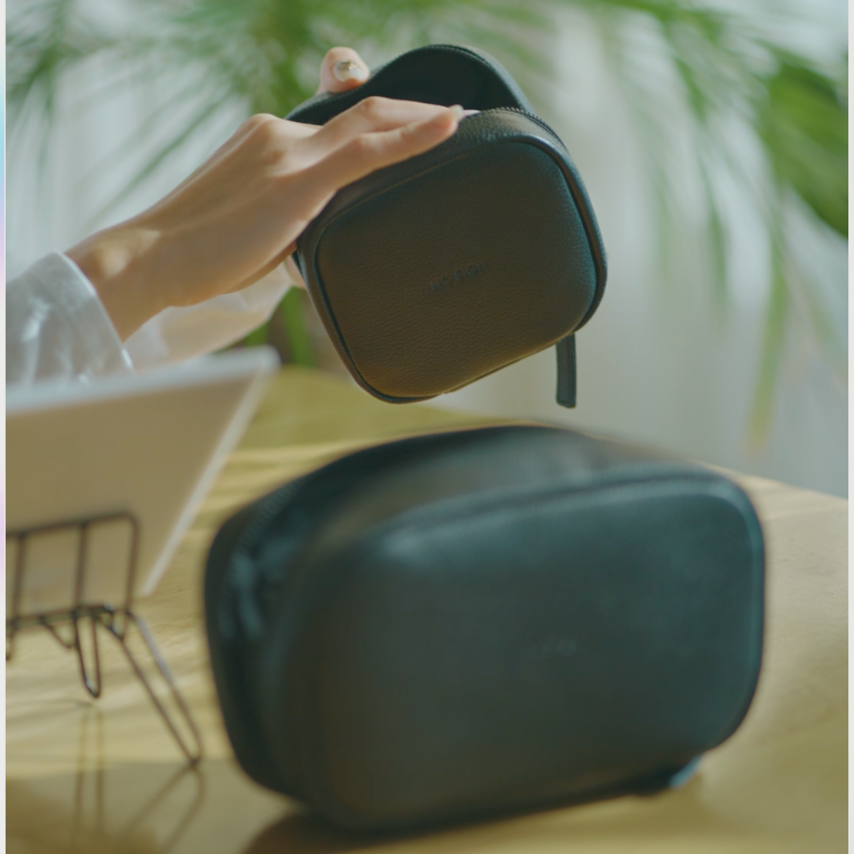 レクタングルポーチ L NSE24-007BK NO SIGN