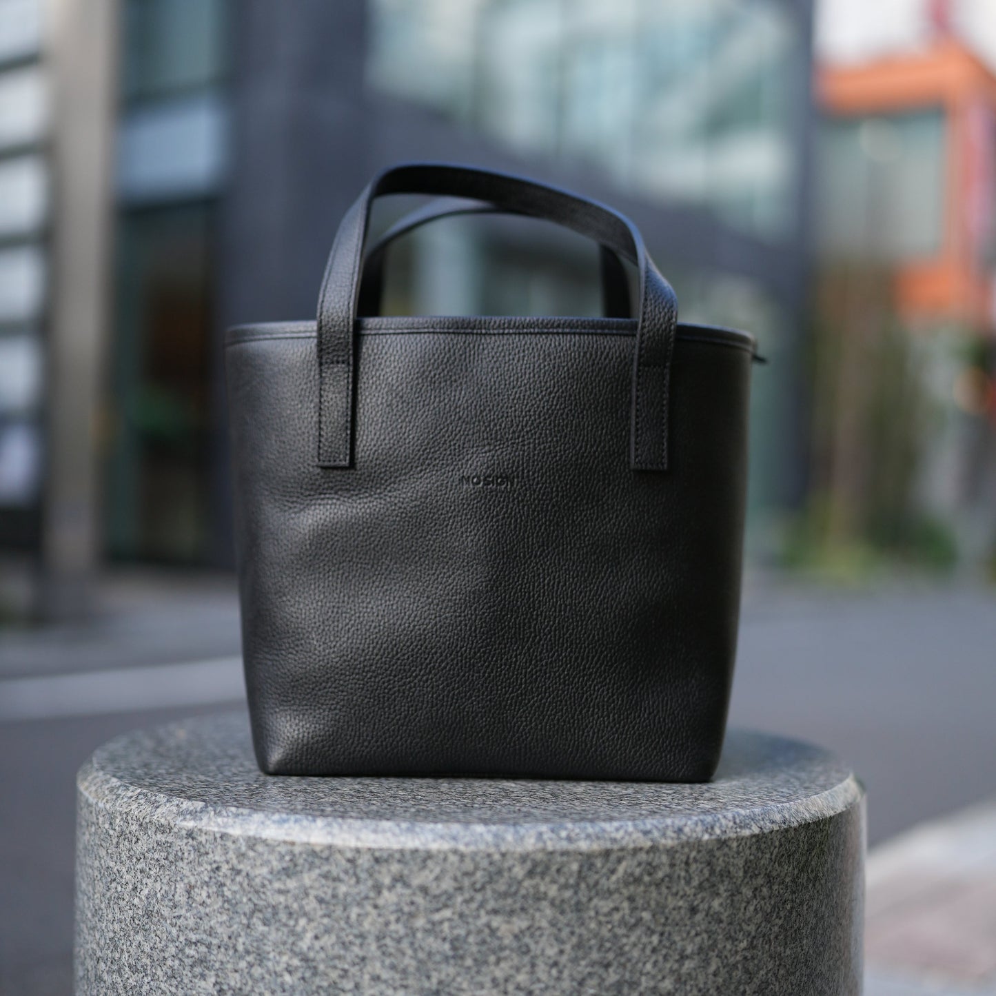 レザー トートバッグ M NSE24-013BK NO SIGN